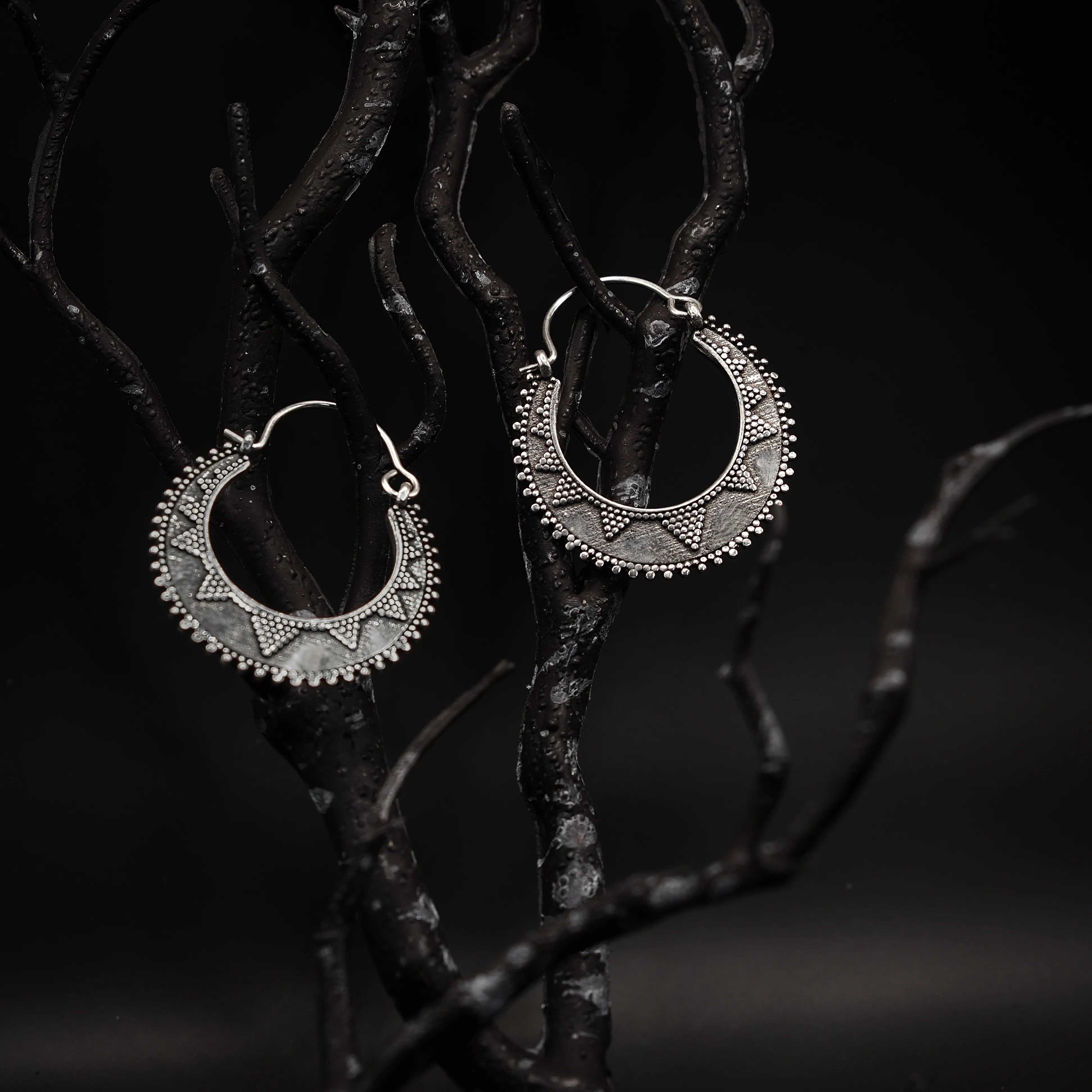 Moon symbol earrings (large)