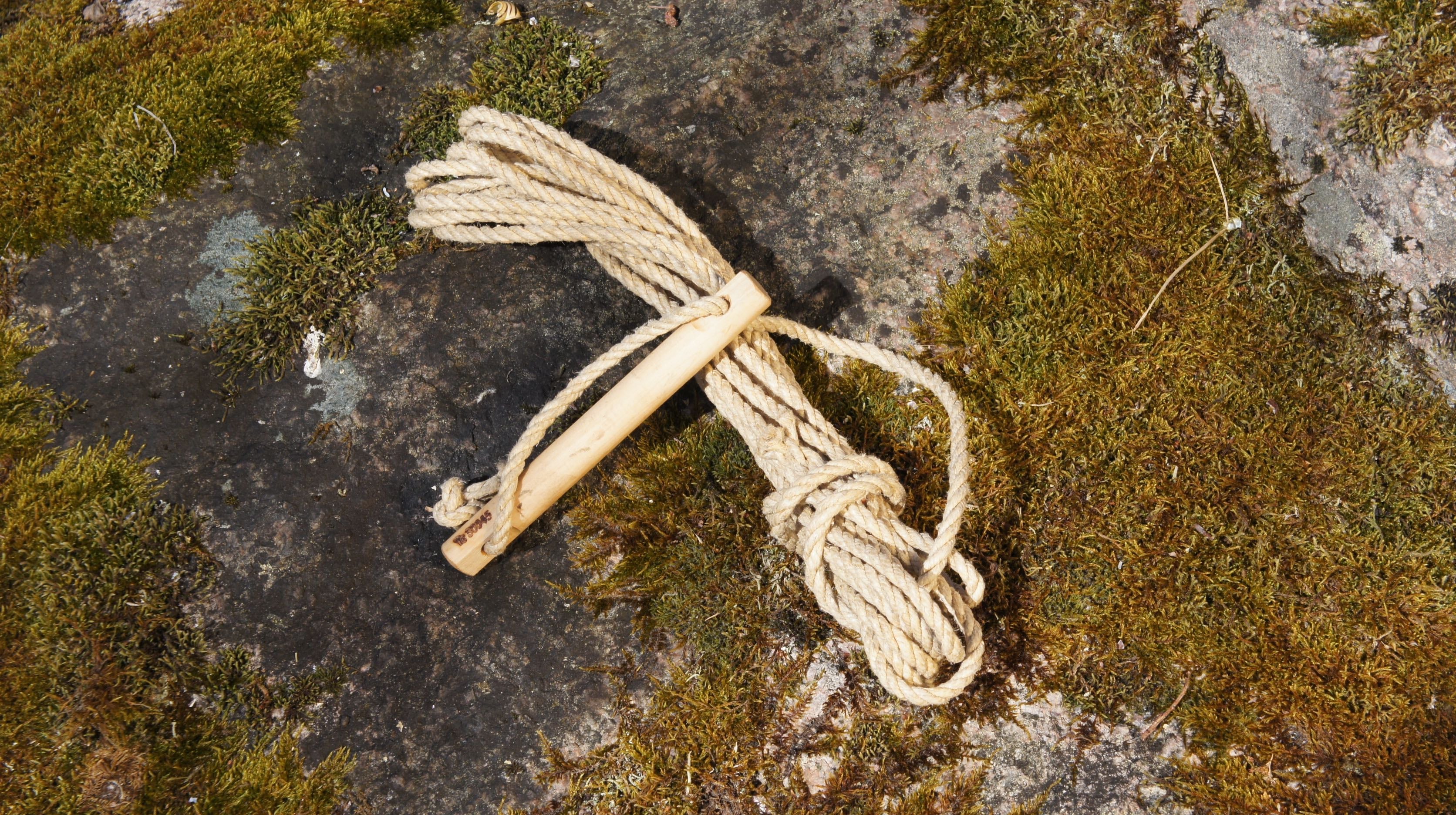 Tältrep i hampa