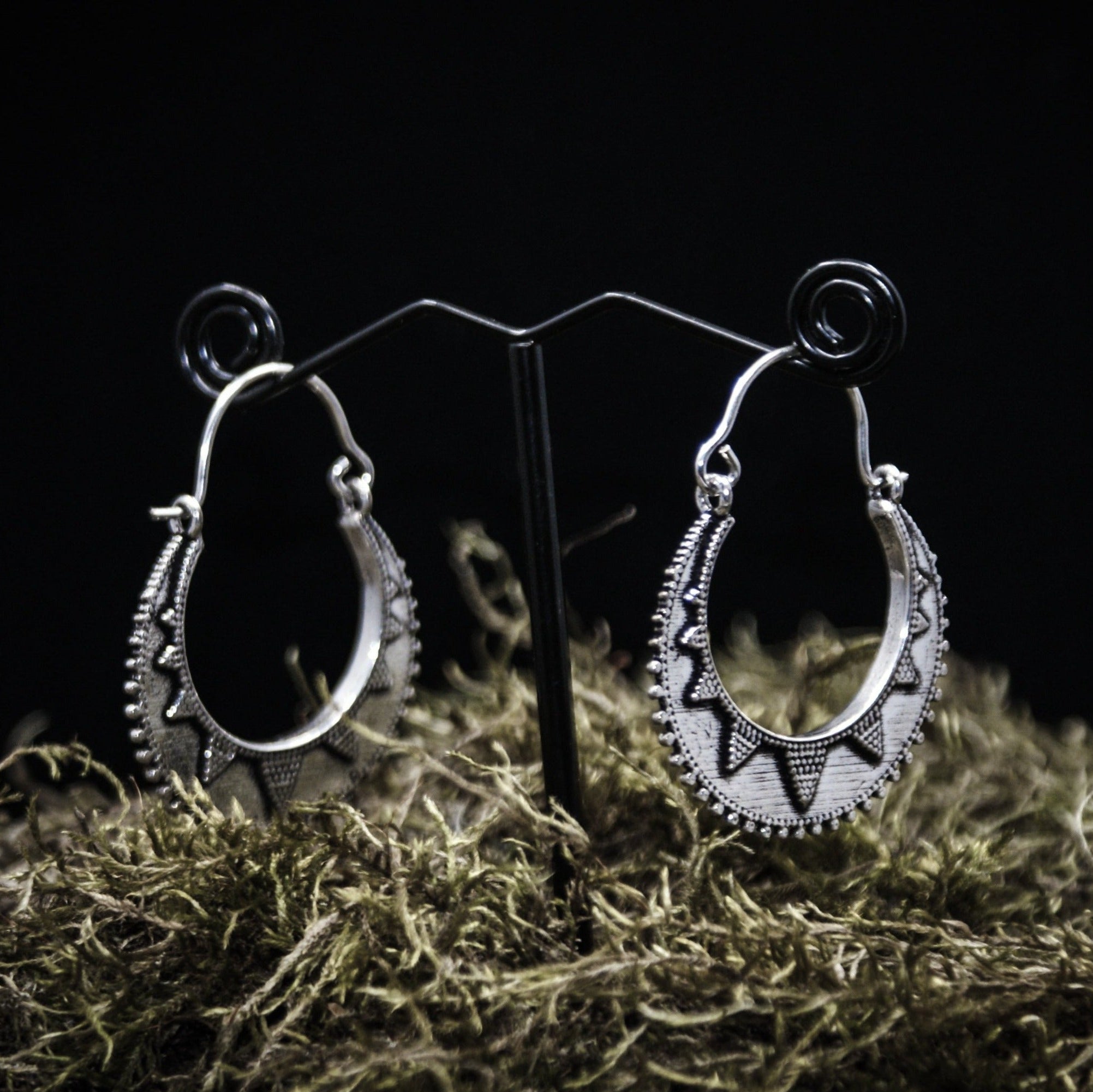 Moon symbol earrings (large)