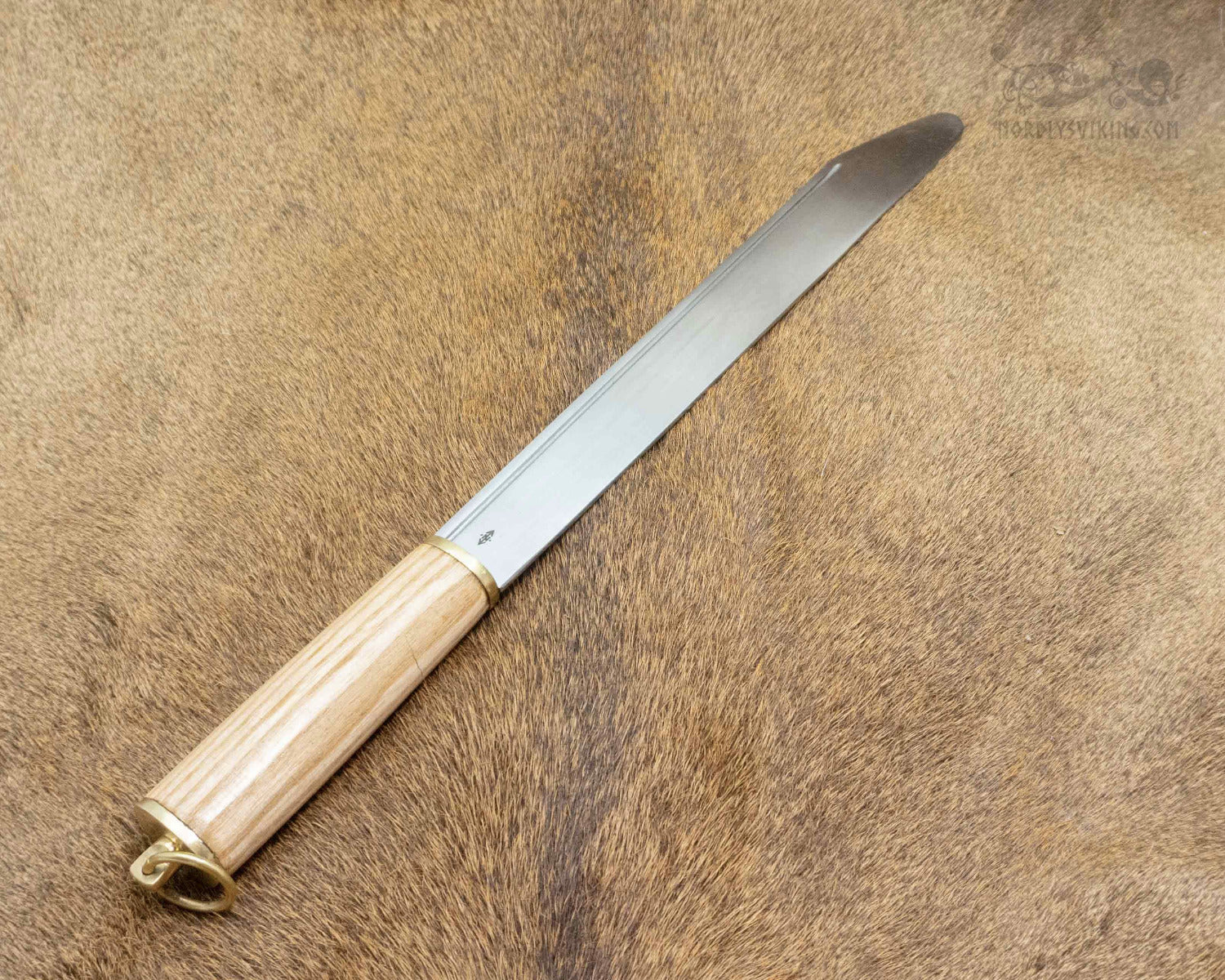 Vikinga sax, brittiska öarna. Bluntad egg