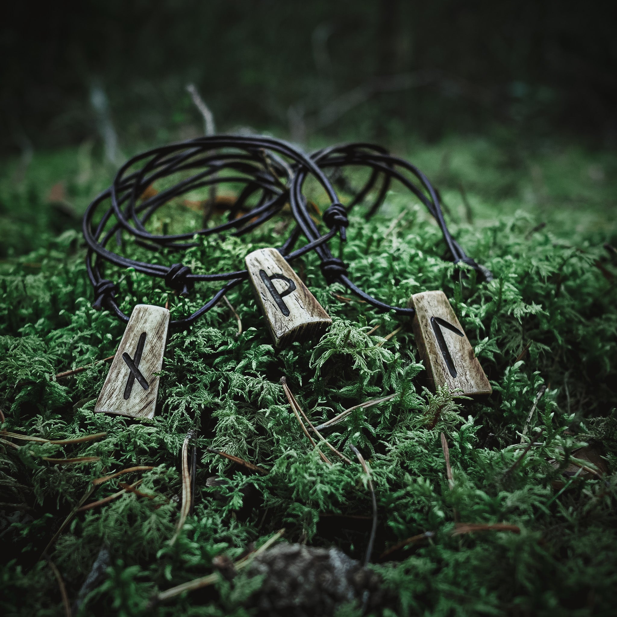 Runhalsband i ben