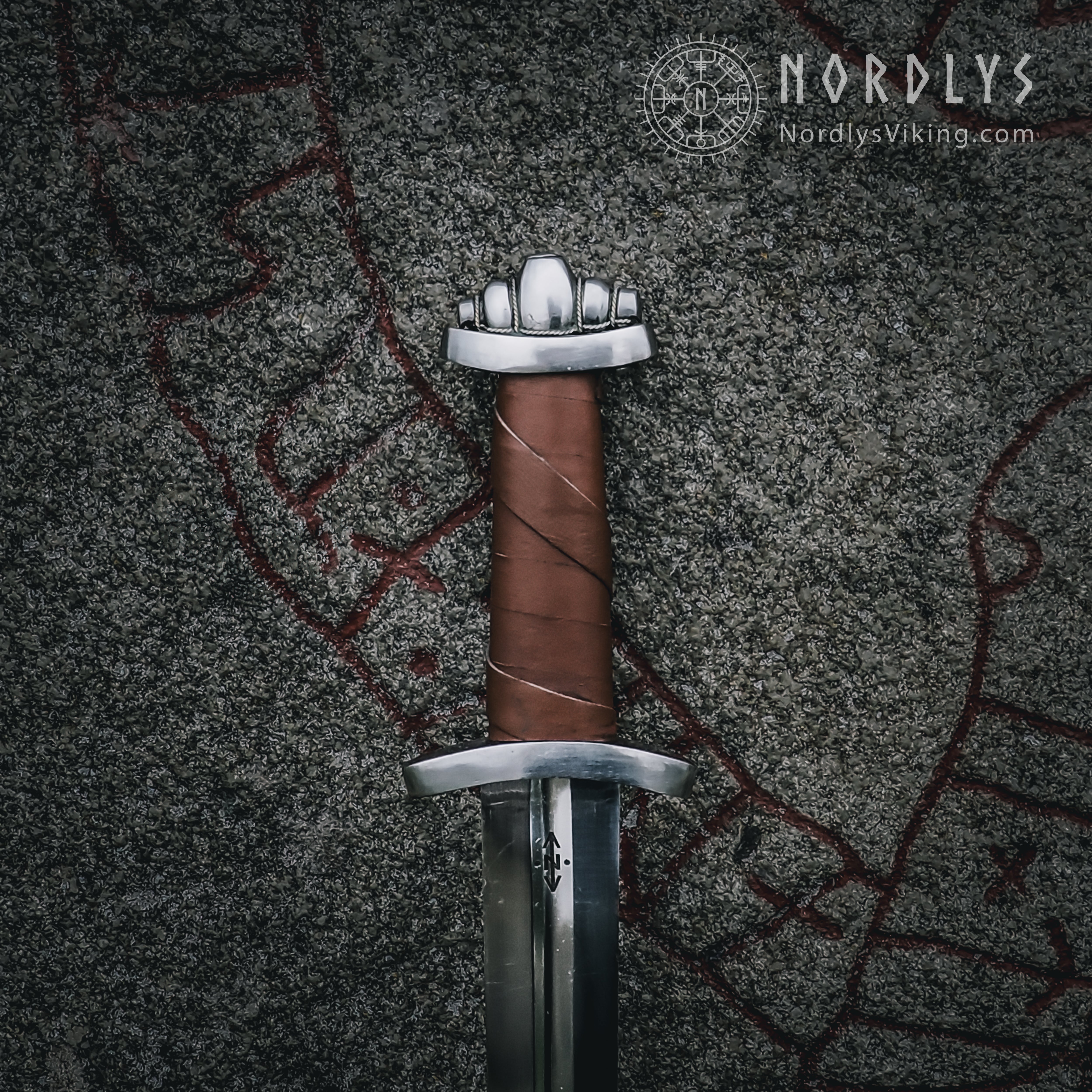 Five lobed vikingasvärd