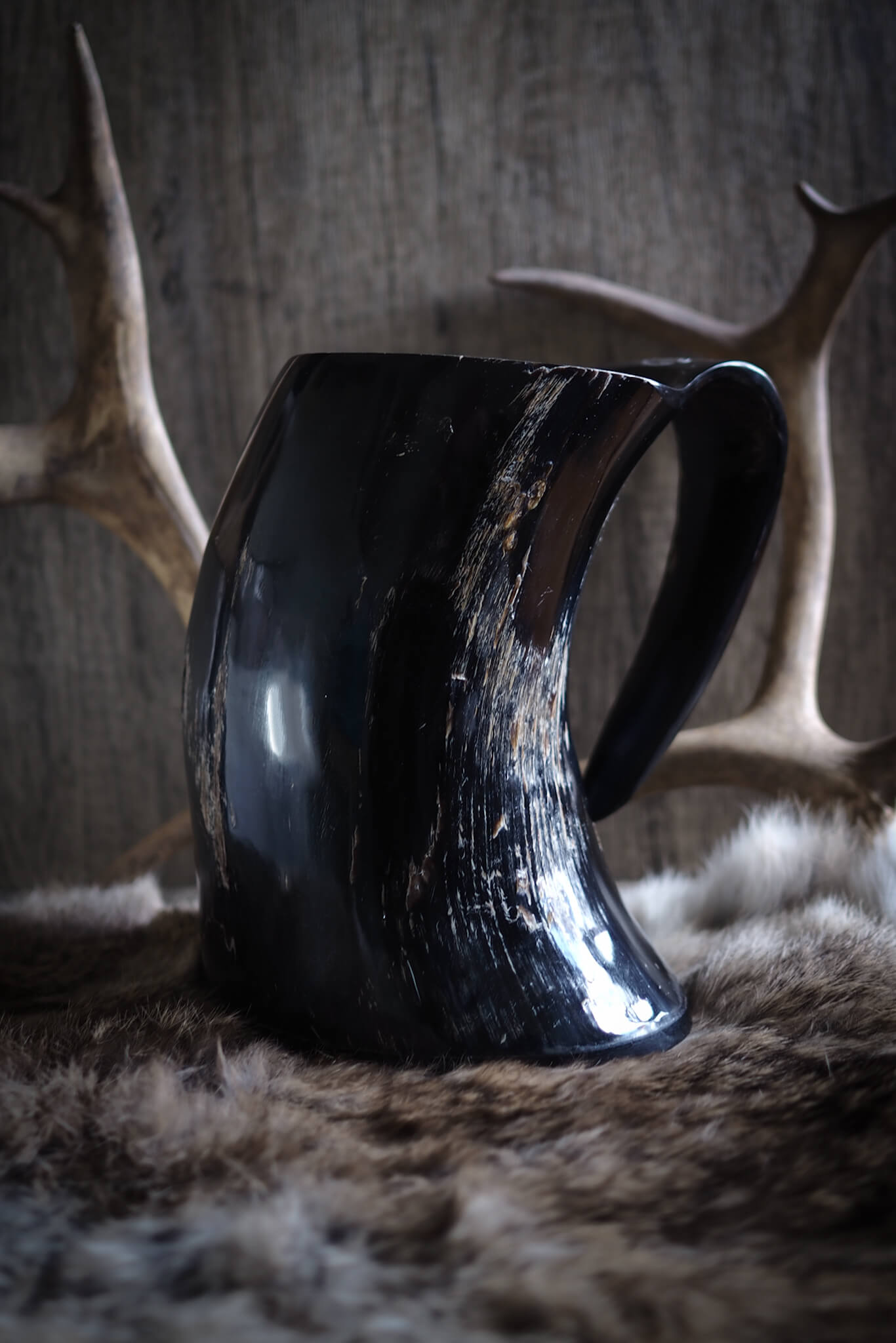 Polished horn mug (approx. 700ml)