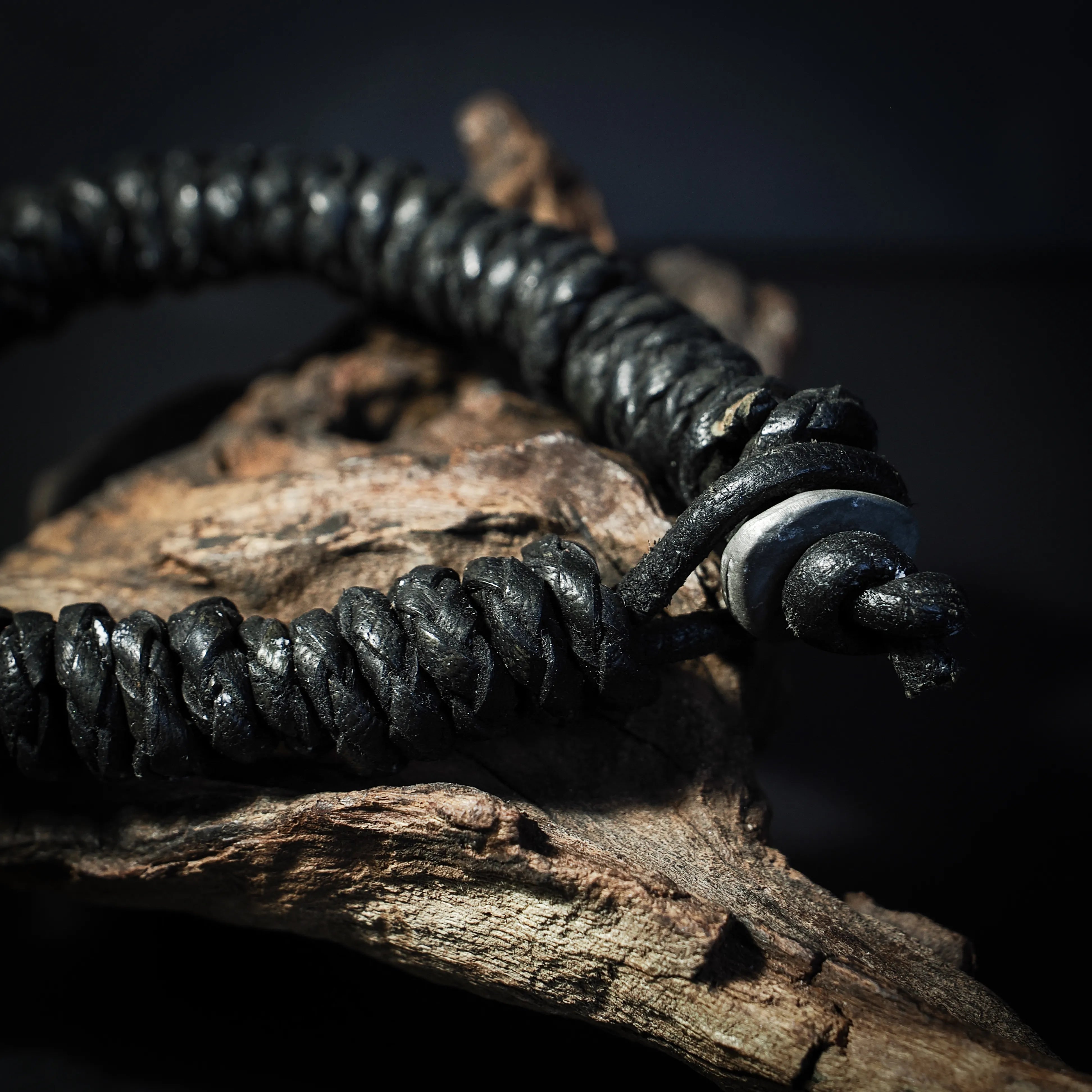 Brokk Svart läderarmband