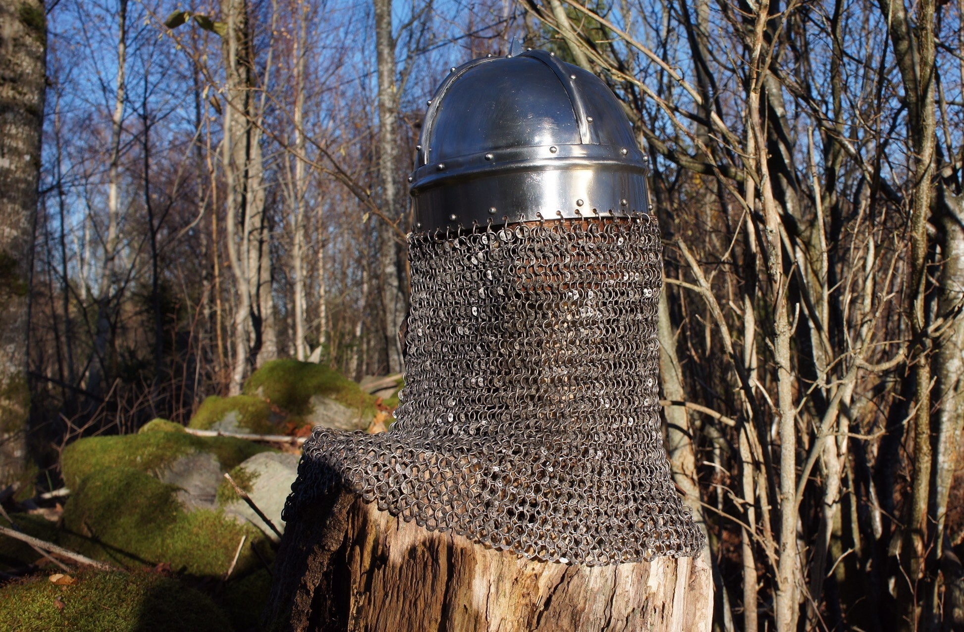 Vikingahjälm Gjermundbu med nitad brynja