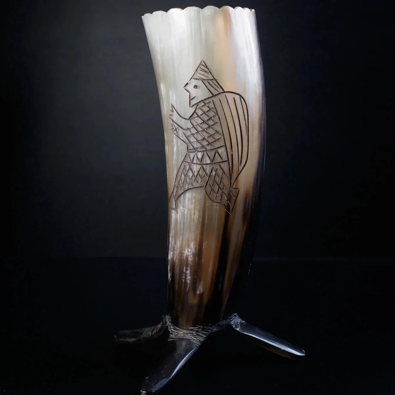 Engraved horn mug/vase