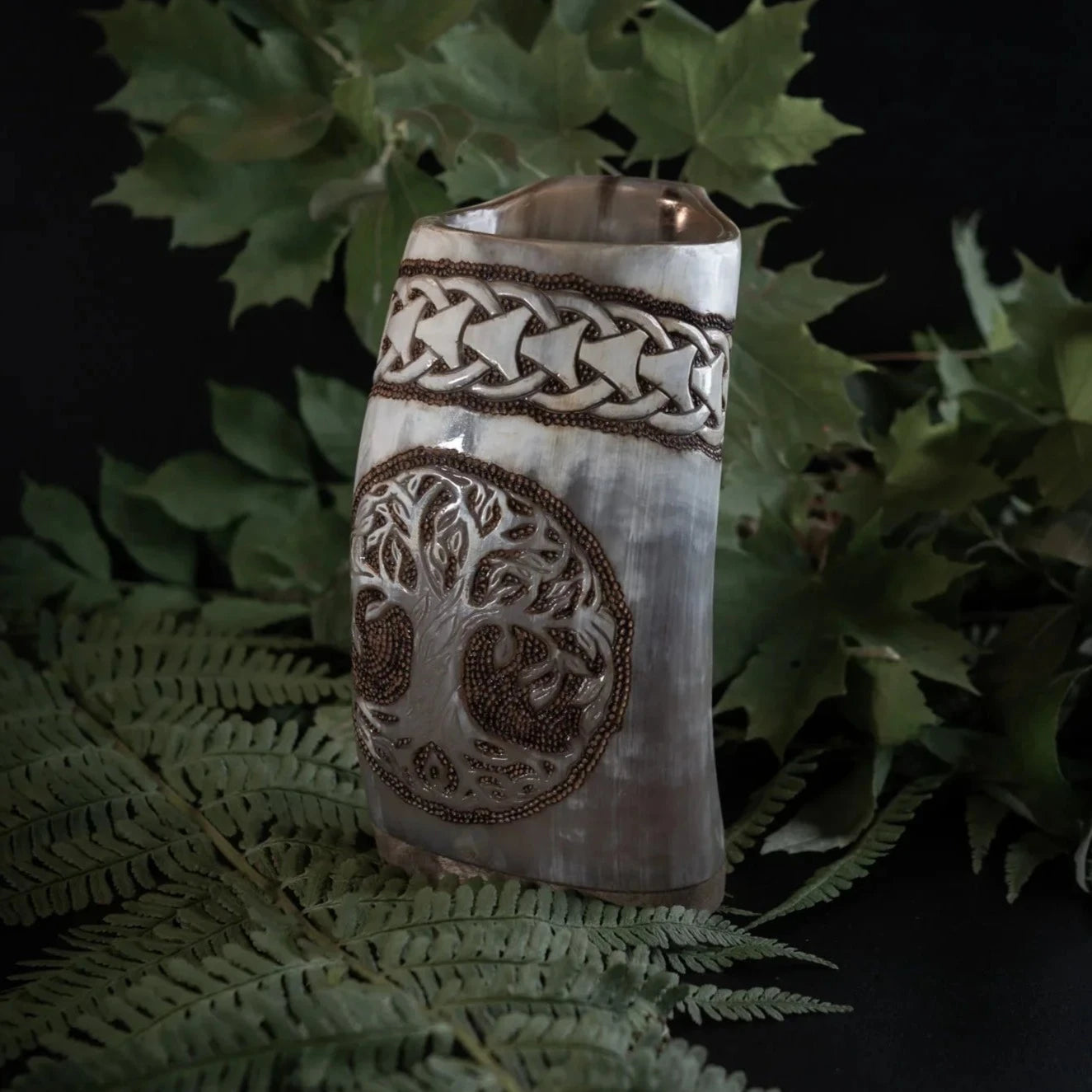 Hand-carved horn mug, Tree of Life 500-600 ml