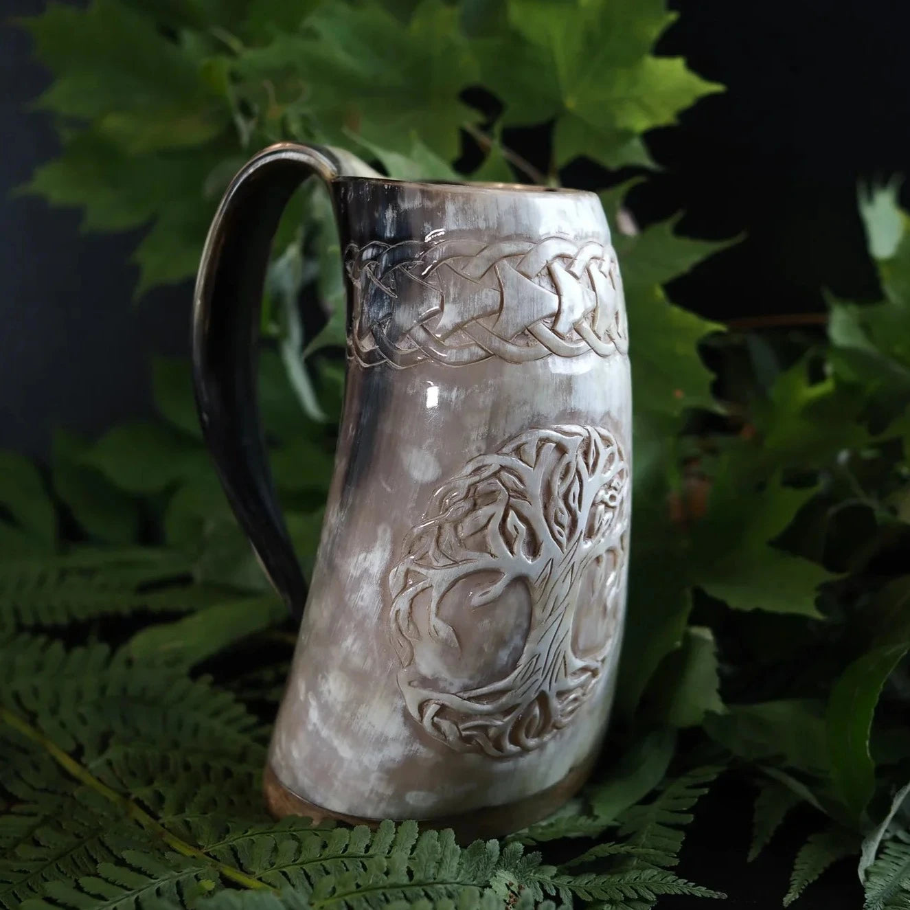 Hand-carved horn mug, Tree of Life 500-600 ml
