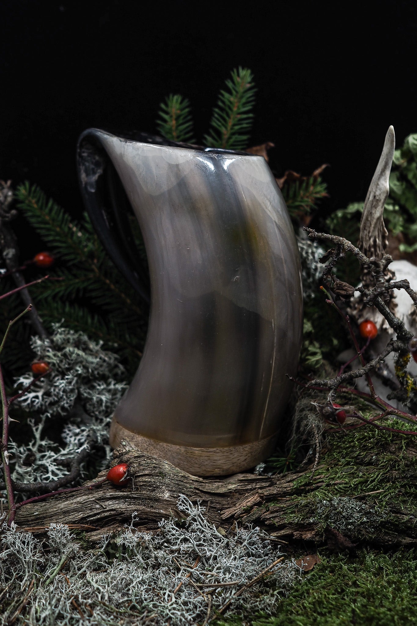 Polished horn mug (approx. 700ml)